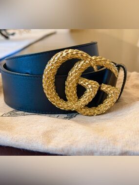 Gucci Black Leather Belt with Braided Gold Double G Buckle
